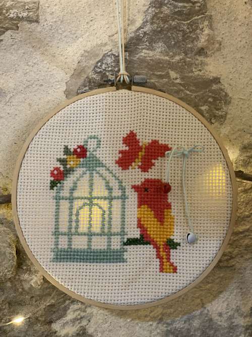 πουλάκι με κλουβί