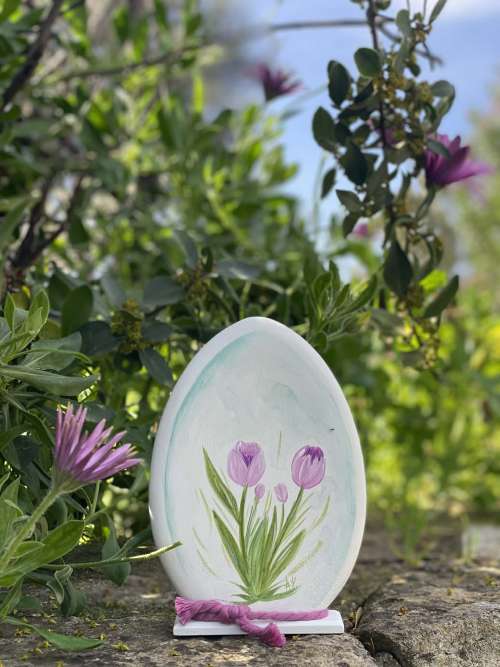 αυγό με τουλίπα μωβ