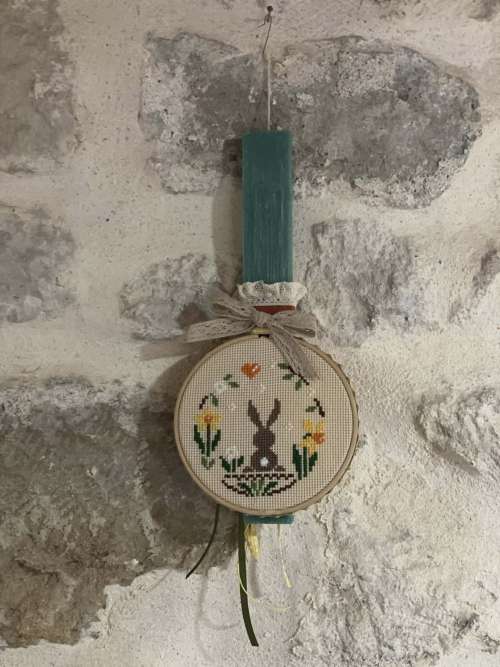 λαμπάδα λαγός με λουλούδια